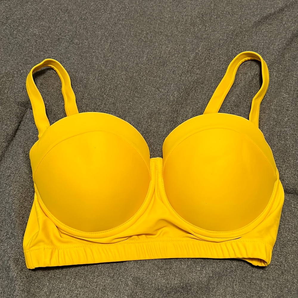 Bathing suit top